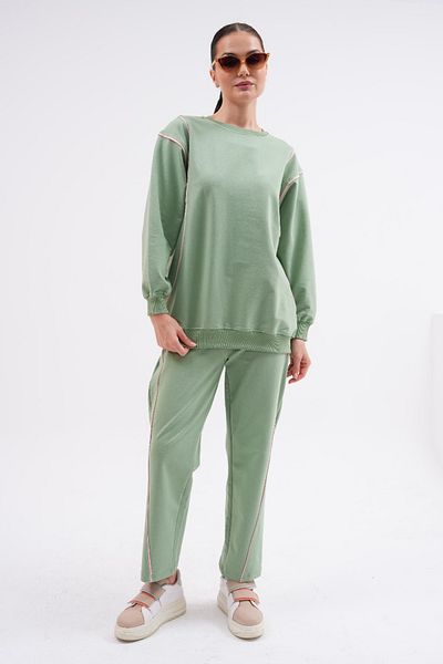 Marvella By Rasha Casual Two-Piece Tracksuit with Stylish Line Details