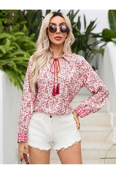 UniqueStore.ro Cămașă albă cu imprimeu floral roșu și ciucuri decorativi - S