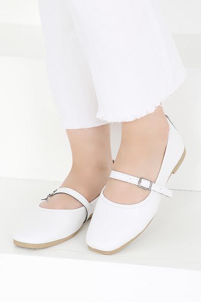 TOFİSA Women's White Belt Buckle Ballerinas - 27401
