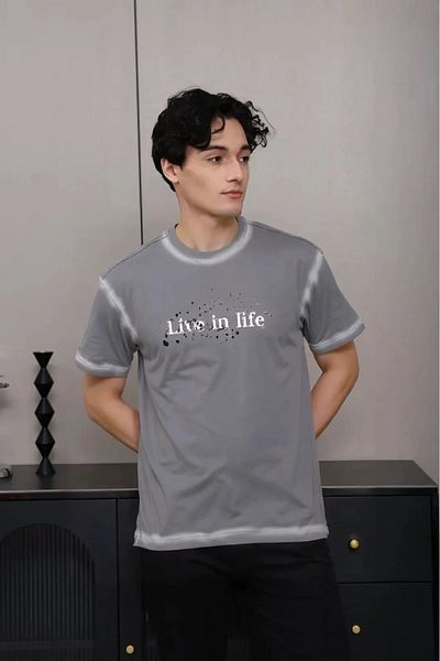 ALANAQA Unisex oversized T-shirt with modern fashion design, comfortable and loose