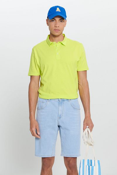AC&Co / Altınyıldız Classics Gelbes T-Shirt für Herren mit Polokragen und Logo-Details in Standard-Passform und normaler Schnittform, 100 % Baumwolle