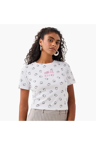 SP Characters Hello Kitty Print Ribbed Crop T-shirt with Crew Neck