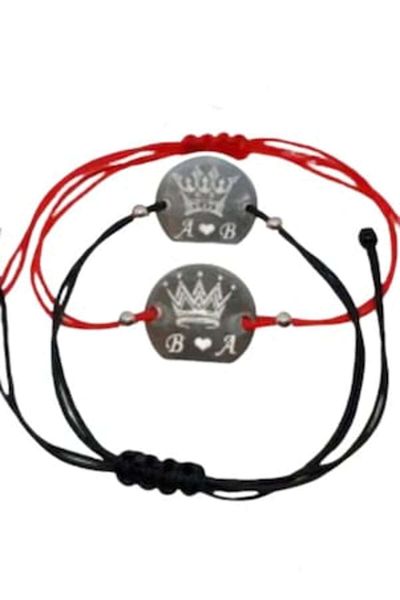 dalimag Set of 2 bracelets in black and red customized with initials for couples 'King' and 'Queen'