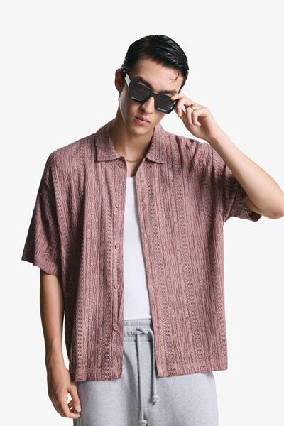 Bershka Ajurlu kısa kollu gömlek