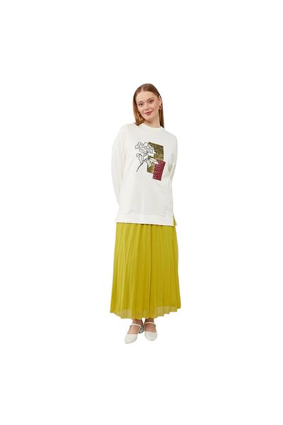 Levidor Sequin Embroidered Sweat Pleated Skirt Suit