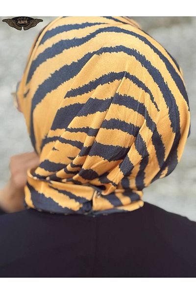 ALDIRA Snap Hijab Bonnet Pattern