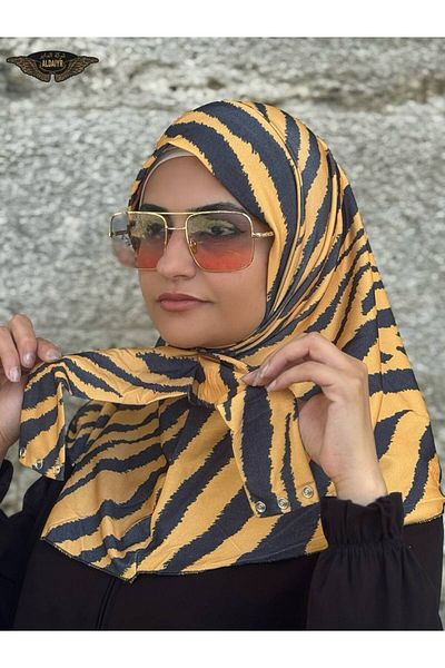 ALDIRA Snap Hijab Bonnet Pattern