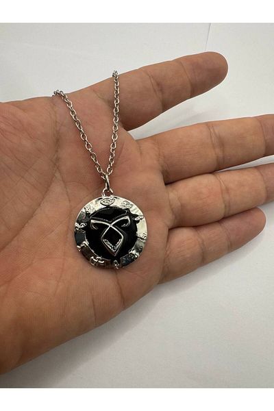 Herşey Nota Black Angel Power Rune Symbol Necklace – Unisex Gothic Jewelry with 60 cm Chain