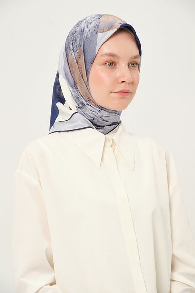 Madame Polo Шал от вискоза с щампа, многоцветен, неплъзгащ се, 90x90 см