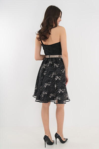 Vanessa Line RO Elegant cloche dress made of veil and velvet with gold thread