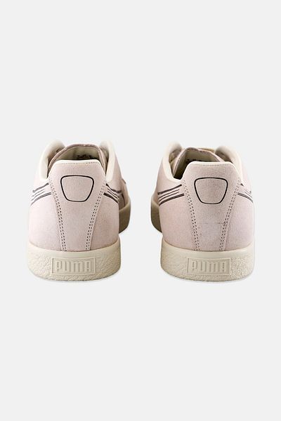 Puma Men Clyde No 1 Lace Up Outdoor Shoes, Ivory