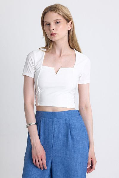 Rays Ecru Square Neck V-Cut Detailed Crop Blouse 10432