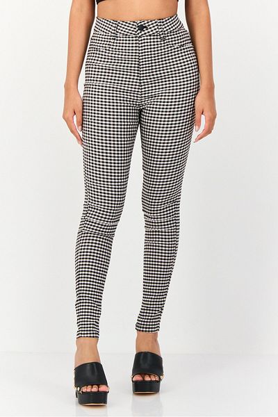Cropp بنطلون تشينو نسائي بقصّة عادية ونقشة مربعات، متعدد الألوان