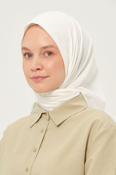 Madame Polo Poly Coton Square Scarf Off White Cotton Breathable Fabric