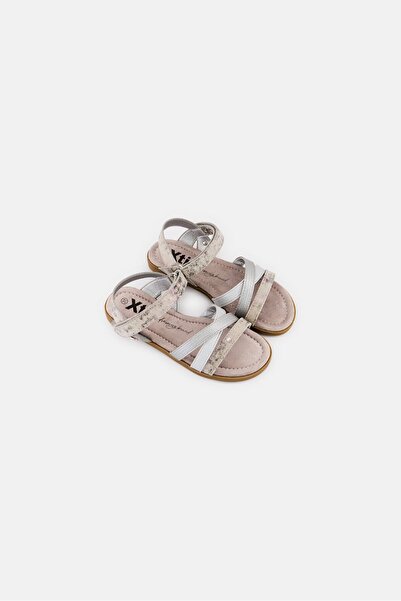 XTI Kids Girl Velcro Closure Sandal, Grey