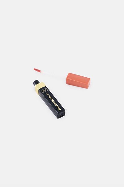 Wibo Women Million Dollar Matte Lipstick, 13 ml