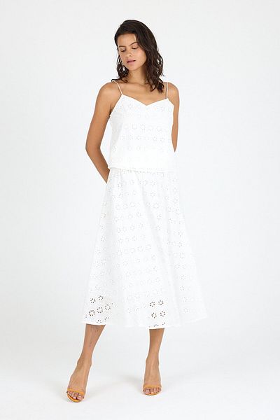 VİOLETTE White Double Suit with Brode Detail on the Strap (Crop Top & Skirt)
