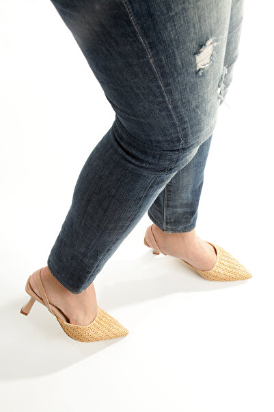 PAYZİN '' RENGİN '' Kilim Desenli Sivri Burunlu Arka Açık 9 cm Kadeh Ökçe Kadın Ayakkabısı Yeni Sezon