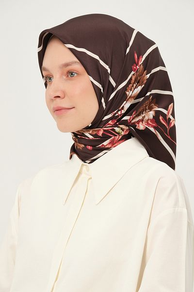 Madame Polo Eșarfă din raion imprimată Multicolor 90x90 cm Țesătură anti-alunecare