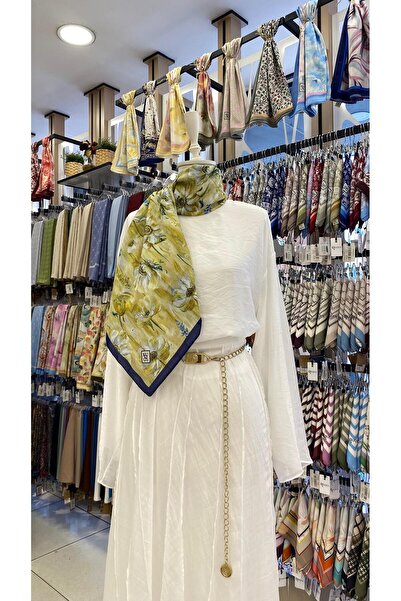 KUQOS Hidden Spring Scarf