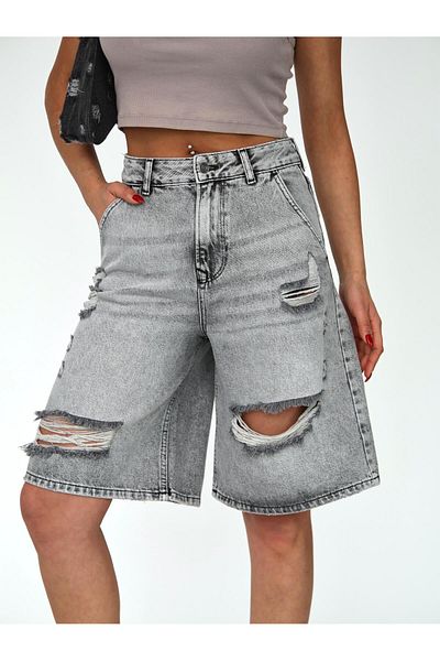 Zeo Basic Women's Bermuda Gray Ripped Detailed Denim Shorts