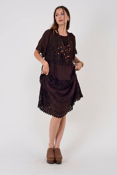 Park Moda 22083 ΦΟΡΕΜΑ MADONNA με λαιμόκοψη με λεπτομέρεια από δαντέλα GUMP