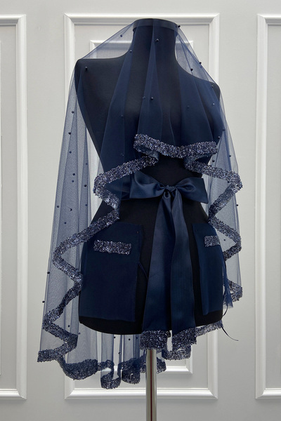 ZEYMERADE طقم ستارة عروس باللون الأزرق الداكن، مطرز بالخرز الزجاجي واللؤلؤ، ط...