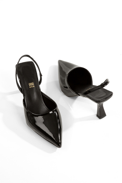 PAYZİN '' RENGİN '' Siyah Rugan Sivri Burunlu Arka Açık 9 cm Kadeh Ökçe Kadın Ayakkabısı Yeni Sezon