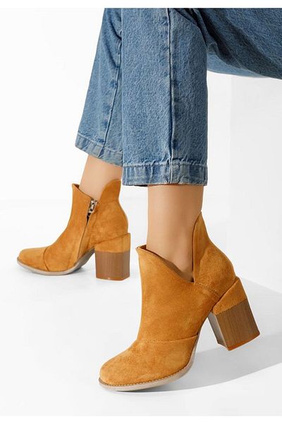 B T Shoes Condesa camel chunky heel ankle boots