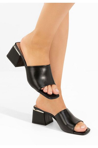 B T Shoes Black Janna chunky heel slippers