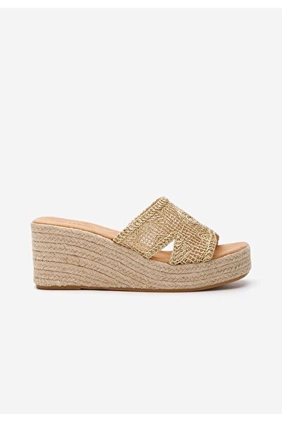 B T Shoes Papuci cu platformă Carlena aurii