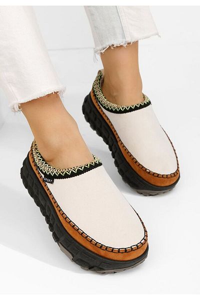 B T Shoes Women's platform clogs Novela beige
