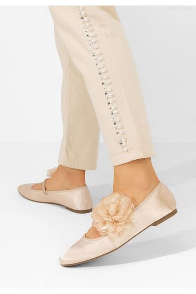 B T Shoes Women's Wanita gold ballerinas