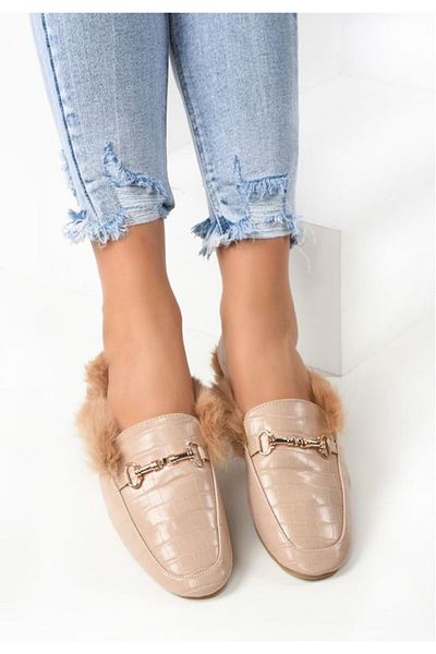 B T Shoes Women's Fluffy Beige Slippers