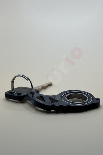 figurio Black Keyrambit Keychain / Rotatable Keychain