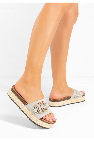 B T Shoes Laureta V2 beige platform slippers