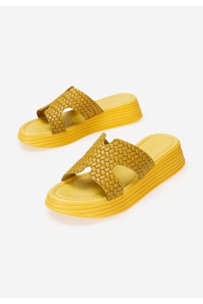 B T Shoes Demetra women's leather slippers Yellow