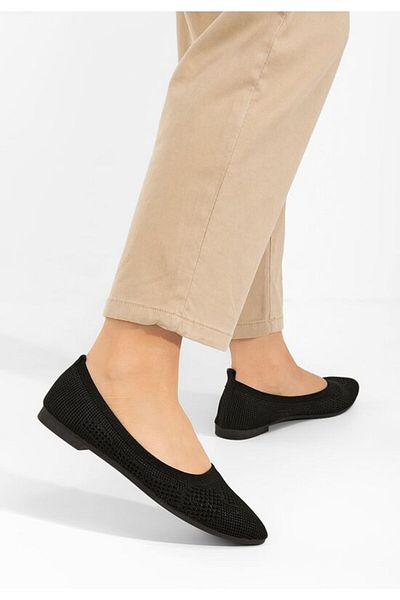 B T Shoes Letysia women's black ballet flats