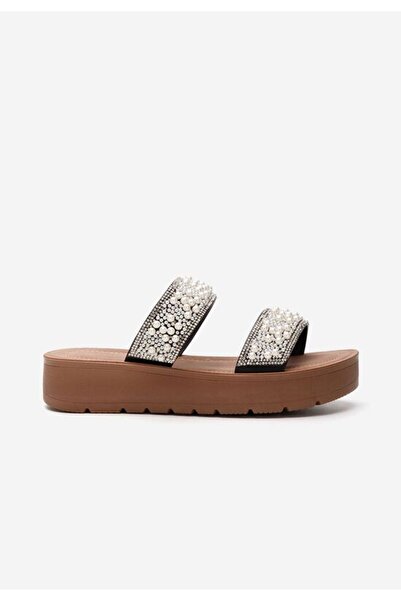 B T Shoes Cristena white thick-soled slippers