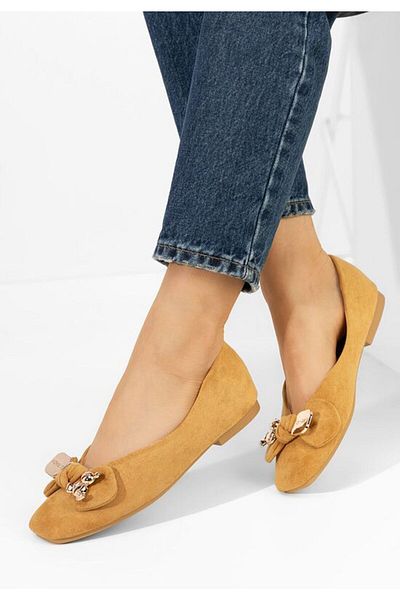 B T Shoes Women's ballet flats Bethania camel
