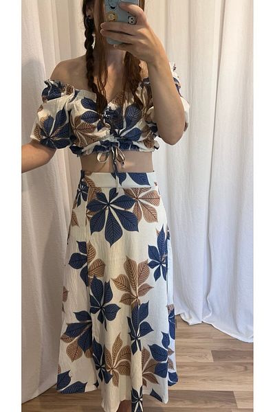 Moda Lounge Comfortable Fit Crop and Skirt Bottom Top Set
