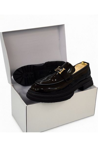 EXCLUSIVE STYLE Glossy black loafers - ASLAN
