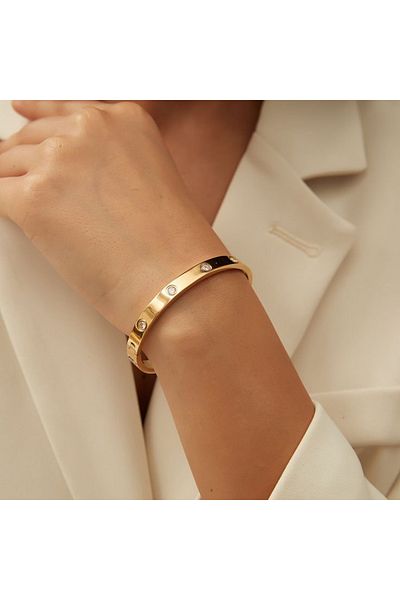 ElectraStore LOVE Diamond Look Bracelet