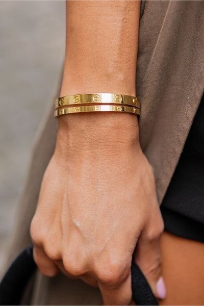 ElectraStore Set of 2 LOVE Gold Bracelets