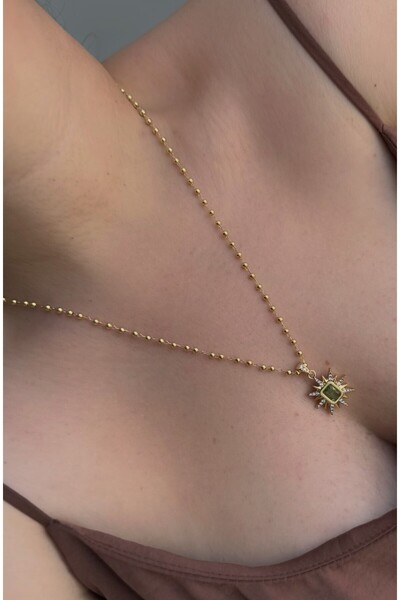 Owentis قلادة إيداليا من الفولاذ الذهبي والأخضر - لا تسبب التلطيخ-