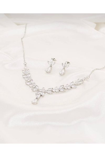 Manu Collection Women's Silver Color Zircon Stone Vip Series Bridal Jewelry Set Necklace Earring