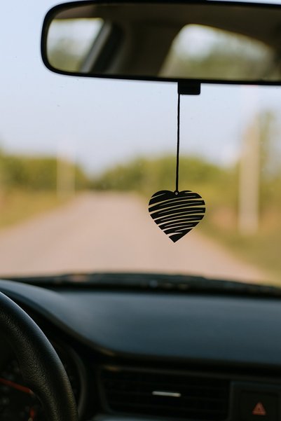 sawas dekor Laser Cut Striped Heart Figured Metal Car Ornament - Matte Black