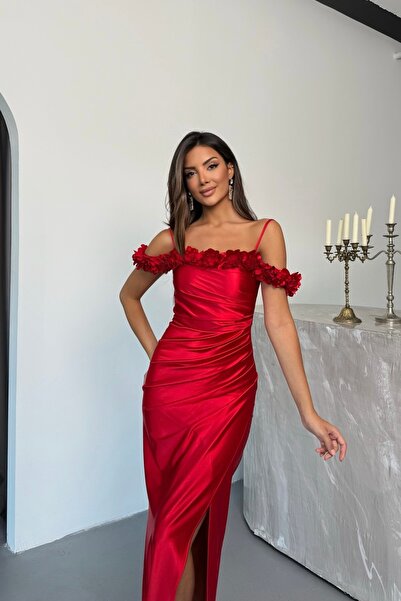 İyem Abiye Straplez Lazer Güllü Ve Sarkık Kol Örme Saten Abiye Elbise Dar Kalıp