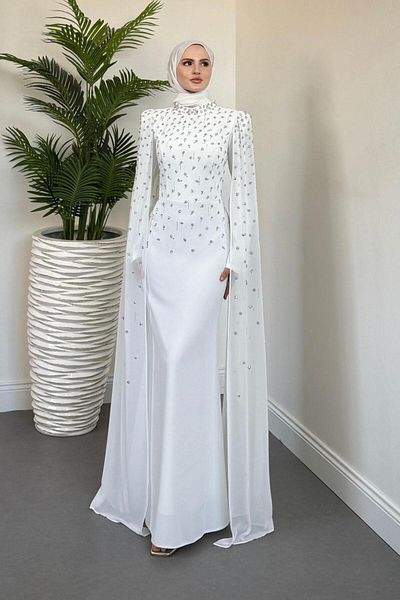MERVEN AKYÜZ Rochie de seară Flow Stone Cape Albă