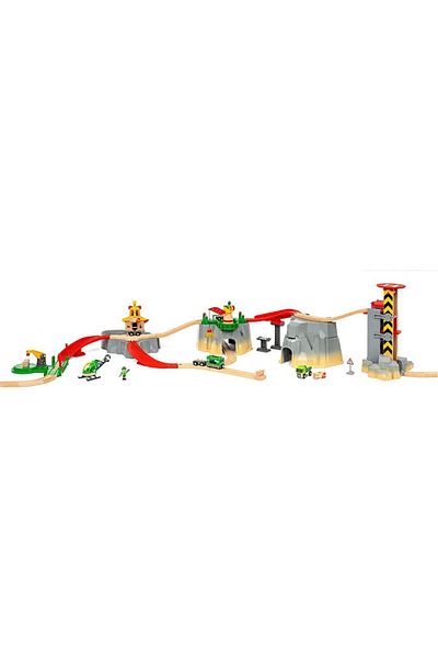 BRIO Mountain freight train set